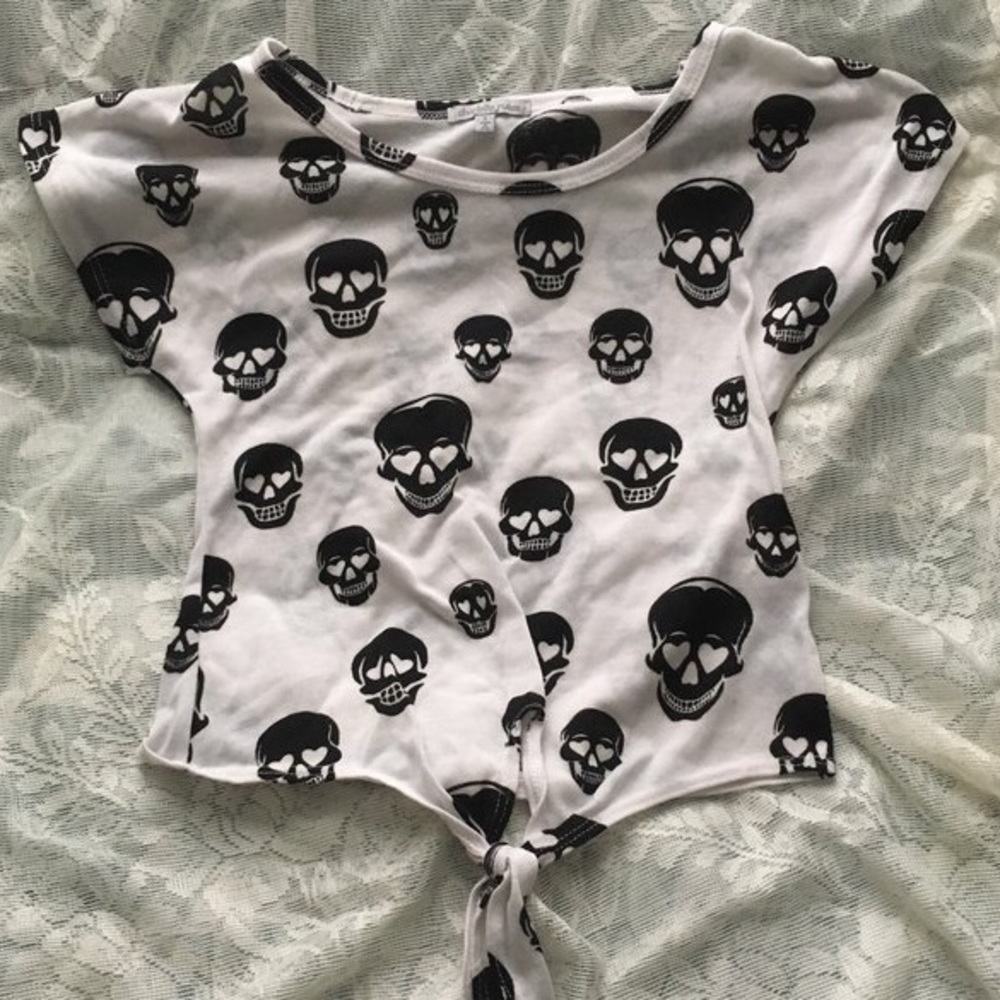 Charlotte Russe Skull Tie-Front T-Shirt